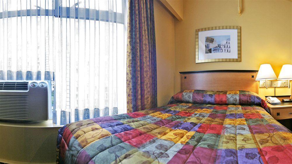 Howard Johnson By Wyndham Vancouver Downtown Exterior foto