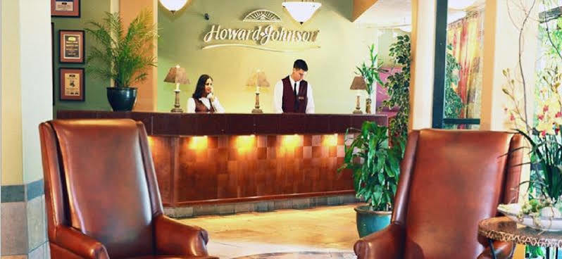 Howard Johnson By Wyndham Vancouver Downtown Exterior foto